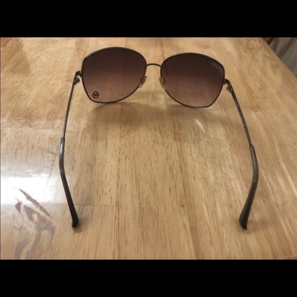 Micheal Kors sunglasses - Picture 5 of 5